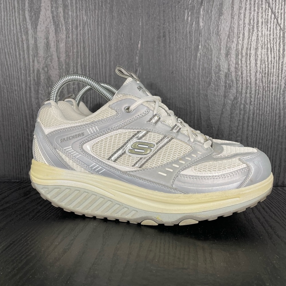 Skechers SHAPE-UPS Women’s size 10